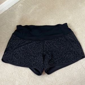 Lululemon shorts, size 4